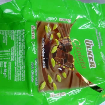 Taze Tarihli Ülker Antep Fıstıklı Çikolatada Küf Ve Bozukluk Sonrası Yaşadığım Sağlık Sorunu