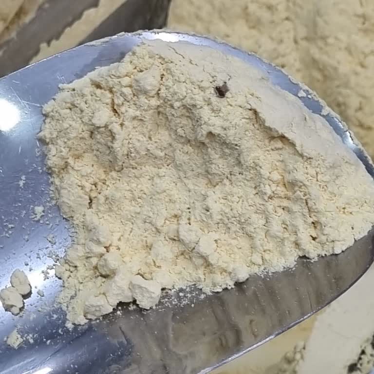 Makbul Üçyüzlü Şubesi'nde Hijyen Sorunu Ve Kaba Personel Davranışı