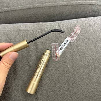 Aldığım Maskaranın Fırçası Yamuk Çıktı Mağazaya Gidemeden Çözüm Bekliyorum