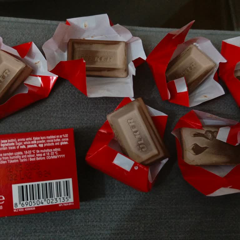 Ülker Napoliten Çikolatalarda Bozuk Ürün Ve İade Sorunu