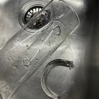 Porland Borosilikat Sürahilerde Kısa Sürede Hasar Ve Yetersiz Müşteri Hizmeti