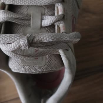 Aldığım Ayakkabının Kısa Sürede Yırtılması Ve Yetersiz Müşteri Hizmeti