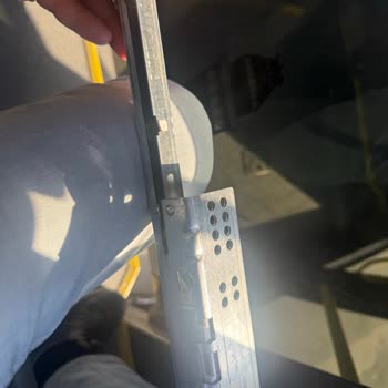 Çekmece Tırnak Parçası Kırıldı Yedek Parça Talebim Var