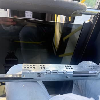 Çekmece Tırnak Parçası Kırıldı Yedek Parça Talebim Var