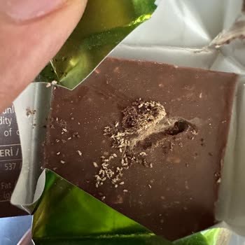 Migros’tan Aldığım Çikolatadan Kurt Çıktı, Mağduriyetim Giderilmedi