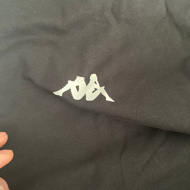 Kusurlu Sweatshirt Ve Kappa’dan İletişimsizlik Mağduriyeti