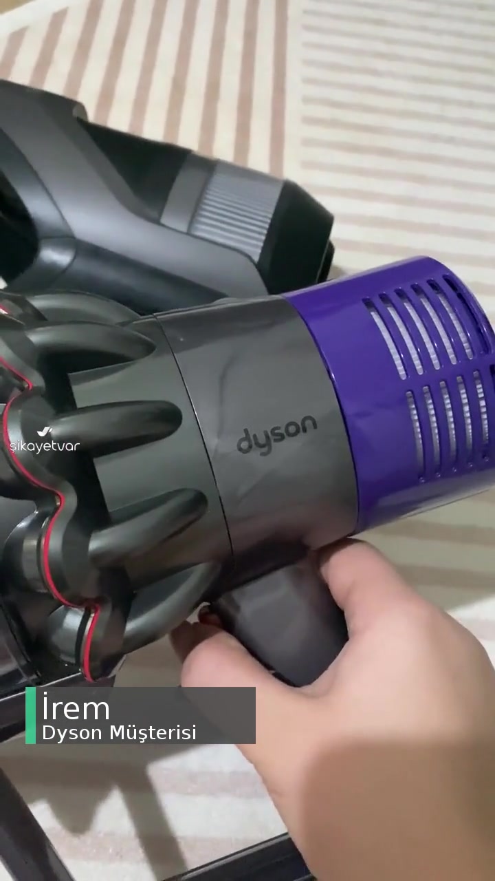 Dyson Cyclone V10 Submarine Başlık Dönmüyor, Ses Geliyor! videonun kapak resmi