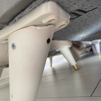 Garanti Kapsamındaki Koltuk Takımında Erken Arıza Ve Ücretli Servis Talebi