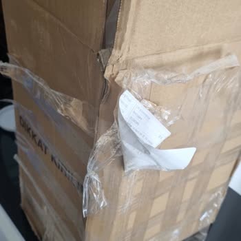 DHL Ecommerce Türkiye Pelet Sobam Kargo Sürecinde Hasar Görmüş Şekilde Elime Ulaştı