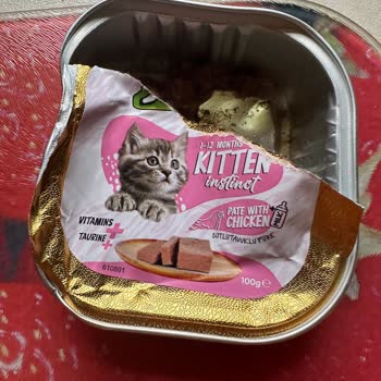 Kedi Mamasında Güven Sarsıcı Parça Ve Yetersiz Müşteri Desteği