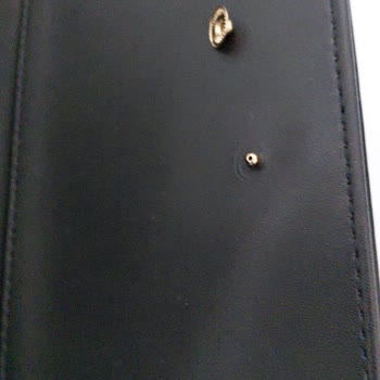 Derimod'dan Alınan Cüzdan 2 Günde Bozuldu, Trendyol Ve Mağaza Çözüm Sunmuyor