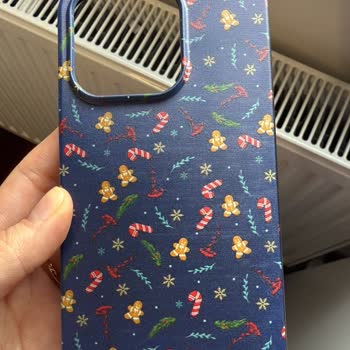 Besscasetr Görsellerle Gerçekte Gönderilen Ürünler Arasında Belirgin Bir Kalite Farkı Var