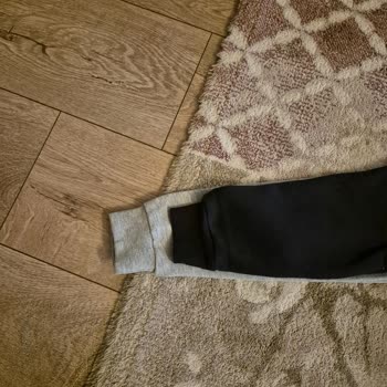 LCW Aynı Beden Sweatshirtlerden Biri Çocuğuma Küçük Geldi Etiket Hatası Olmalı