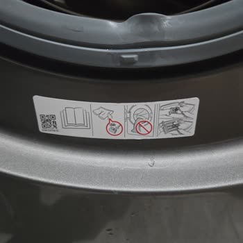 Samsung Yeni Çamaşır Makinesinde Garanti Dışı Bırakılan Lastik Sorunu