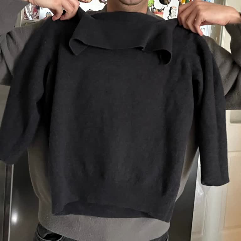 Zara’dan Aldığım Kazak İlk Yıkamada Küçüldü Mağaza Ve Müşteri Hizmetleri Çözüm Sunmadı