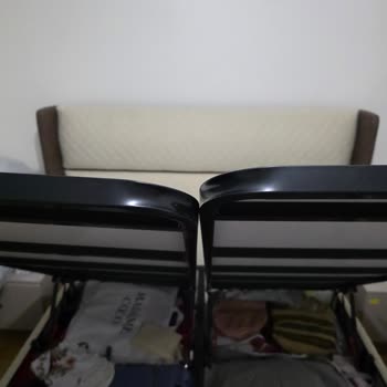 Teslim Edilen Yatak Setinde Çökme Ve Gıcırdama Sorunu Çözülmüyor