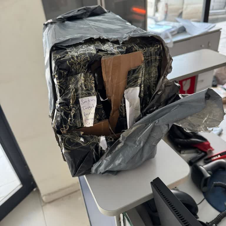 Teslim Edilen Kargom Açılmış Ve Ürünlerim Çalınmış: Sürat Kargo’dan Acil Açıklama Ve Çözüm Bekliyorum