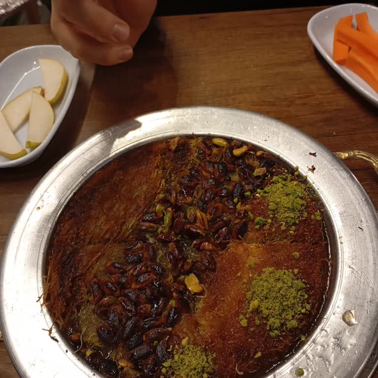 Yanık Ve Acı Künefe Sonrası İlgisiz Hizmet Ve Yetersiz Telafi