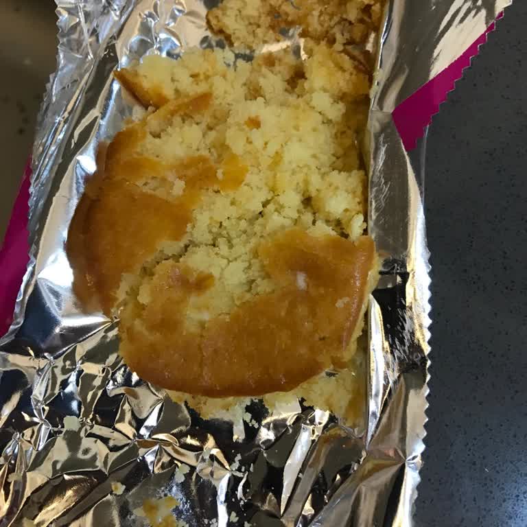 Migros Hemen Siparişlerinde Kekstra Keklerin Sürekli Hasarlı Teslim Edilmesi