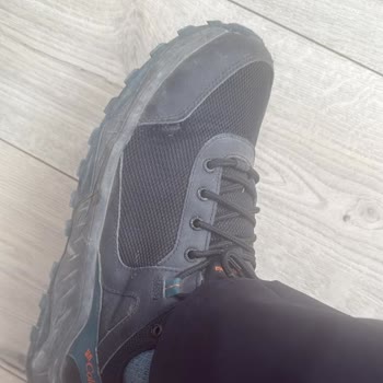 Metro Grossmarket Kısa Sürede Deforme Olan Ayakkabılar ve Sonuçsuz Kalan Şikayet Süreci