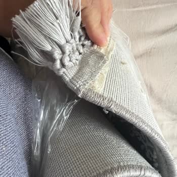 Yıkamaya Verdiğim Yeni Halılarım Mahvoldu, Mağduriyetim Giderilmiyor