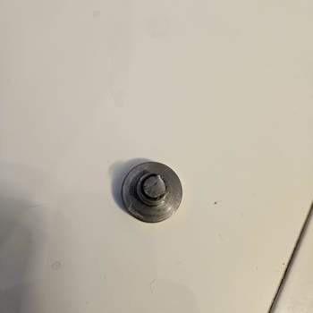 Yeni Aldığım Koltukta Mekanizma Kırıldı Ve Kumaş Deforme Oldu İlgisizlik Mağdur Etti