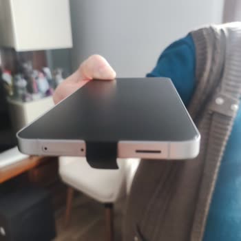 Kapalı Kutudan Deforme Çıkan Telefon İçin Bayiden Destek Alamıyorum
