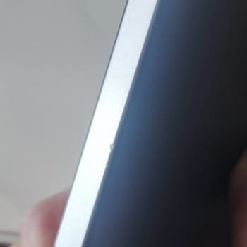 Kapalı Kutudan Deforme Çıkan Telefon İçin Bayiden Destek Alamıyorum