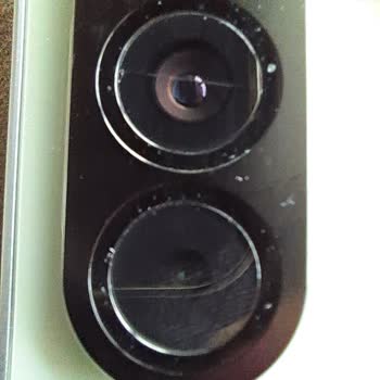 Dikkatli Kullanıma Rağmen Samsung A56 Kamera Camı Kendiliğinden Çatladı, Mağduriyetimin Giderilmesini İstiyorum