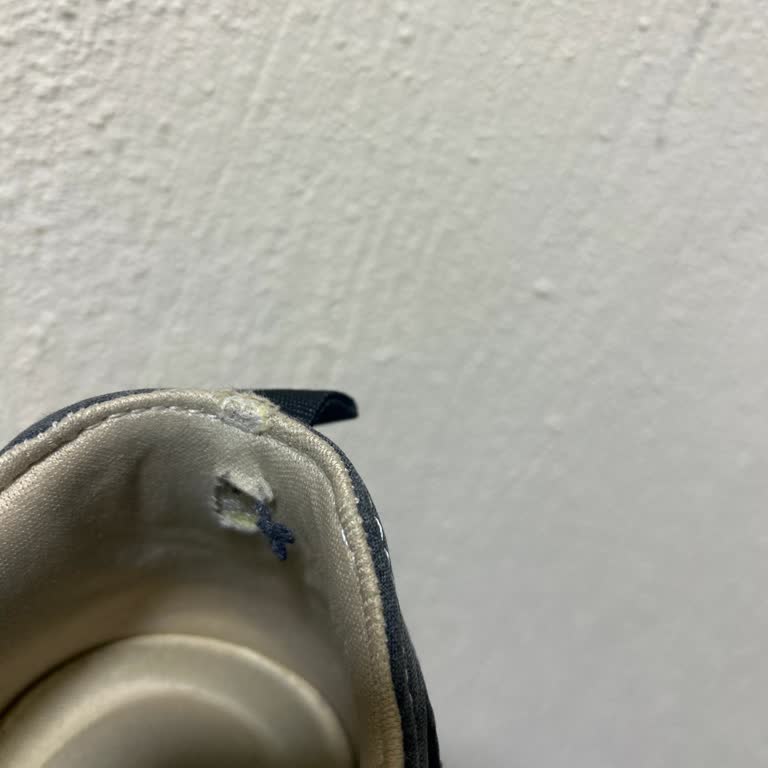 İnci Ayakkabı Bir Ay Gibi Kısa Bir Süre Kullanmama Rağmen Çoraplık Kısmında Açılma