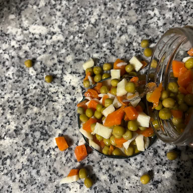 Tat Garnitür Ürününde Cam Kırığı Çıkması Ve İade Talebi