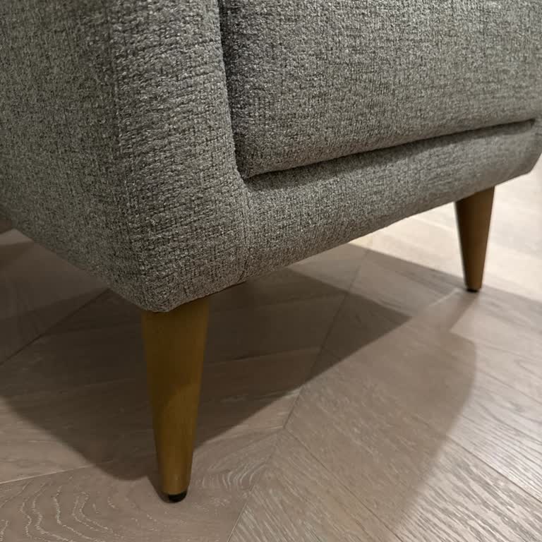 Açık Ve Hasarlı Şekilde Teslim Edilen Berjerin Tamir Edilmesini Talep Ediyorum