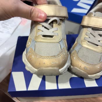 Kısa Sürede Deforme Olan Çocuk Ayakkabısına Vicco'dan Çözüm Bulunmuyor