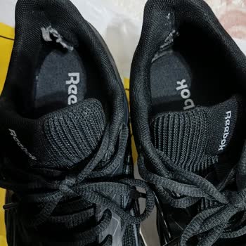 Kısa Sürede Yırtılan Ayakkabı İçin Değişim Talebim Reddedildi: Mağduriyetimin Giderilmesini İstiyorum