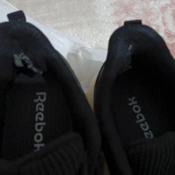 Kısa Sürede Yırtılan Ayakkabı İçin Değişim Talebim Reddedildi: Mağduriyetimin Giderilmesini İstiyorum