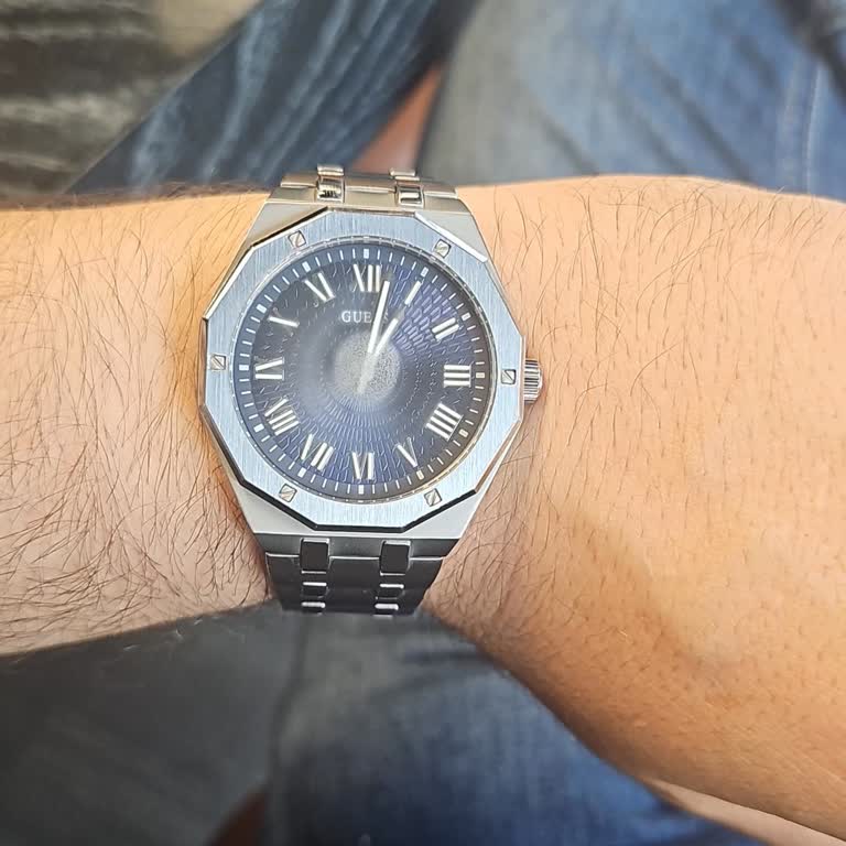 Guess Su Geçirmez Denilen Saatte Tekrar Eden Buharlaşma Sorunu