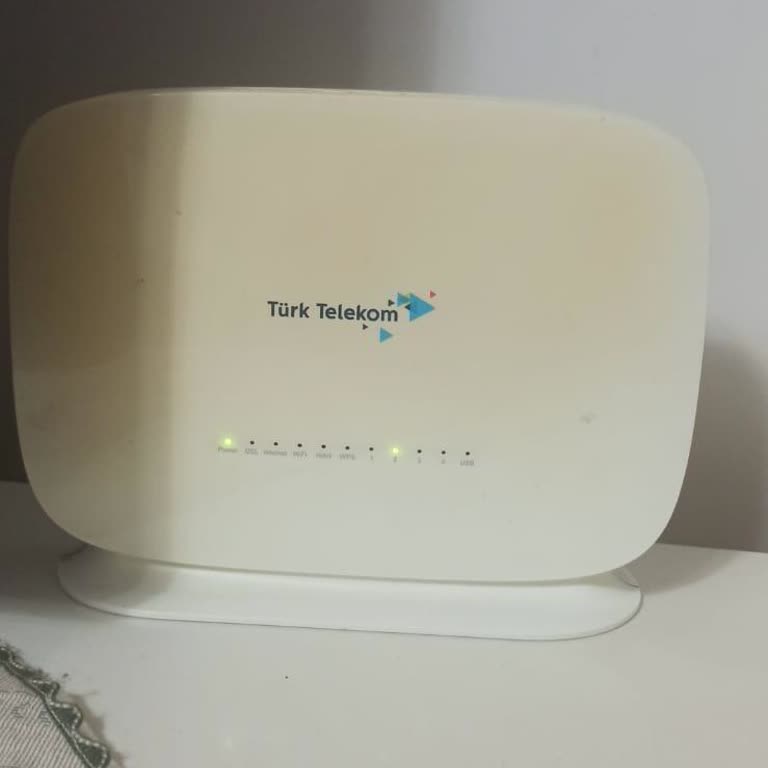 Uzun Süredir Devam Eden İnternet Ve Tivibu Kesintisine Çözüm Bulunmuyor