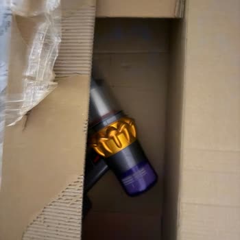 Dyson Süpürgem Hem Arızalı Hem De Hasarlı Şekilde Geri Gönderildi Mağduriyetim Giderilmiyor