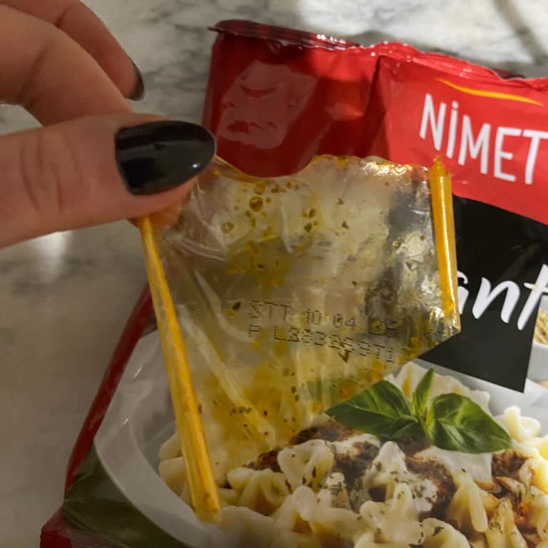 Mantıdan Şeffaf Poşet Çıktı, Gıda Güvenliği Konusunda Endişeliyim