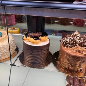 Çıtır Exclusive Sağlıksız ve Bayat Ürünlerin Satışı