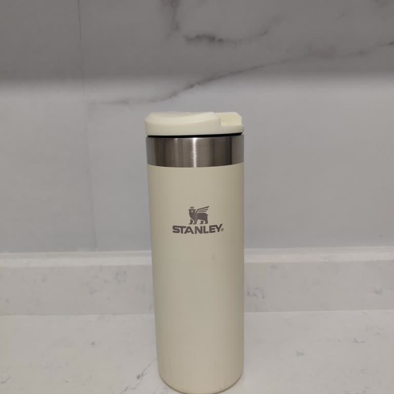 Stanley Termos Beklentileri Karşılamıyor, Yalıtım Sorunu Çözülmedi