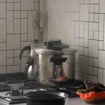 Düdüklü Tencere Patlama Riskiyle Güvenlik Endişesi Ve Müşteri Hizmeti Mağduriyeti