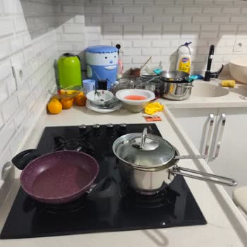 Yenikentte Günlerdir Süren Su Kesintisi Ailemizi Mağdur Etti