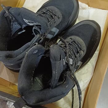 Waterproof Diye Satılan Hummel Bot İlk Karda Su Aldı, İade Ve Çözüm Reddedildi