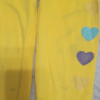 Yeni Aldığım Bosch Çamaşır Makinesi Kıyafetlerimi Siyah Lekelerle Mahvediyor, Çözüm Sunulmuyor