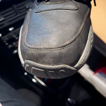 Kısa Sürede Deforme Olan Ayakkabı Ve Olumsuz Garanti Sonucu