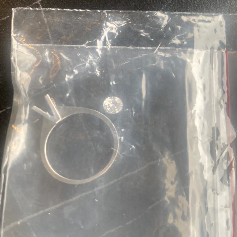 Atasay Kuyumculuk Aldığım Pırlanta Yüzüğün Taşı 2 Ayda Düştü Mağduriyet Yaşadım