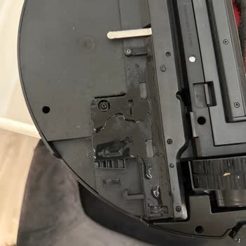 Roborock S8 Pro Süpürgede Su Akıtma Sorunu Ve Yetersiz Servis Desteği