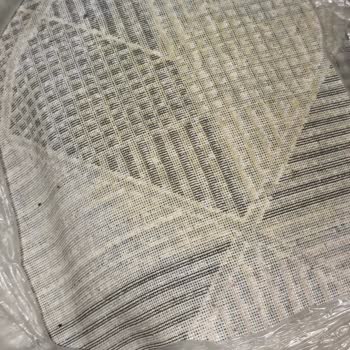 Mercan Halı Yıkama (Manisa) Halılar Eve Geldiğinde Üzerinde Gözle Görülür Lekeler Duruyor