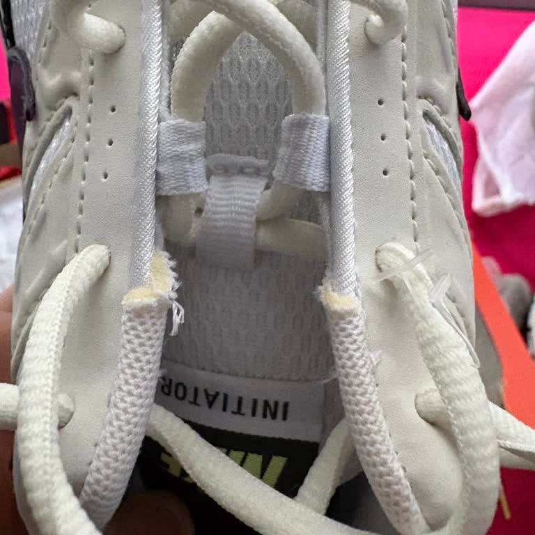 Satın Aldığım Ayakkabıda Fabrikasyon Hata Ve Uzun İnceleme Süreci Nedeniyle Mağduriyet